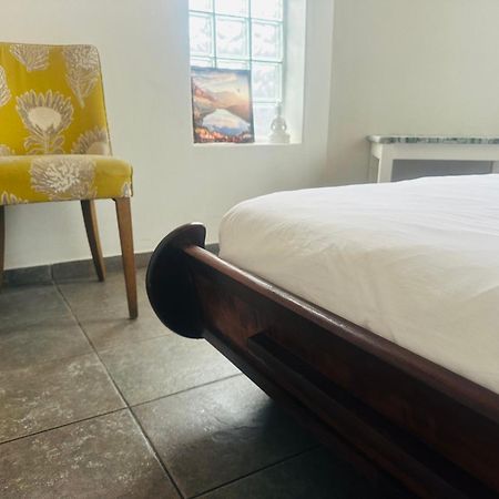 Coastwave Guest House Walvisbaai Buitenkant foto