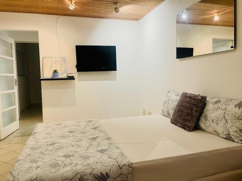 Coastwave Guest House Walvisbaai Buitenkant foto