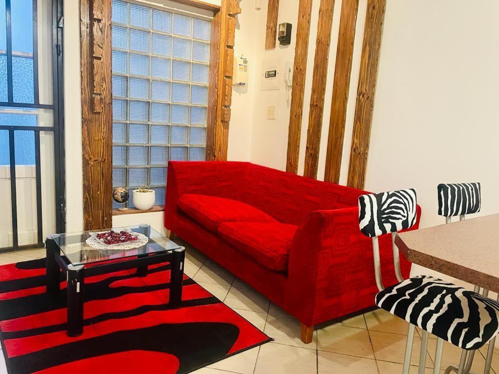 Coastwave Guest House Walvisbaai Buitenkant foto