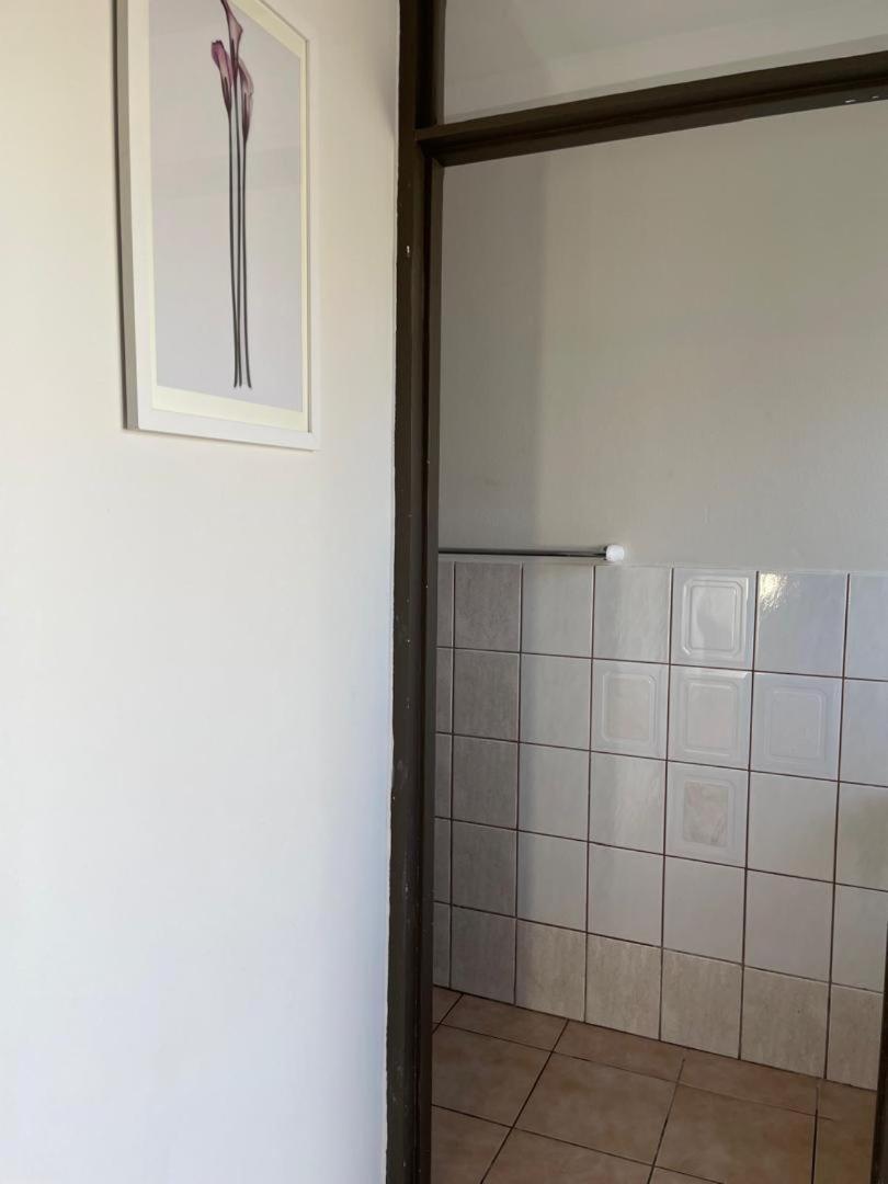 Coastwave Guest House Walvisbaai Buitenkant foto