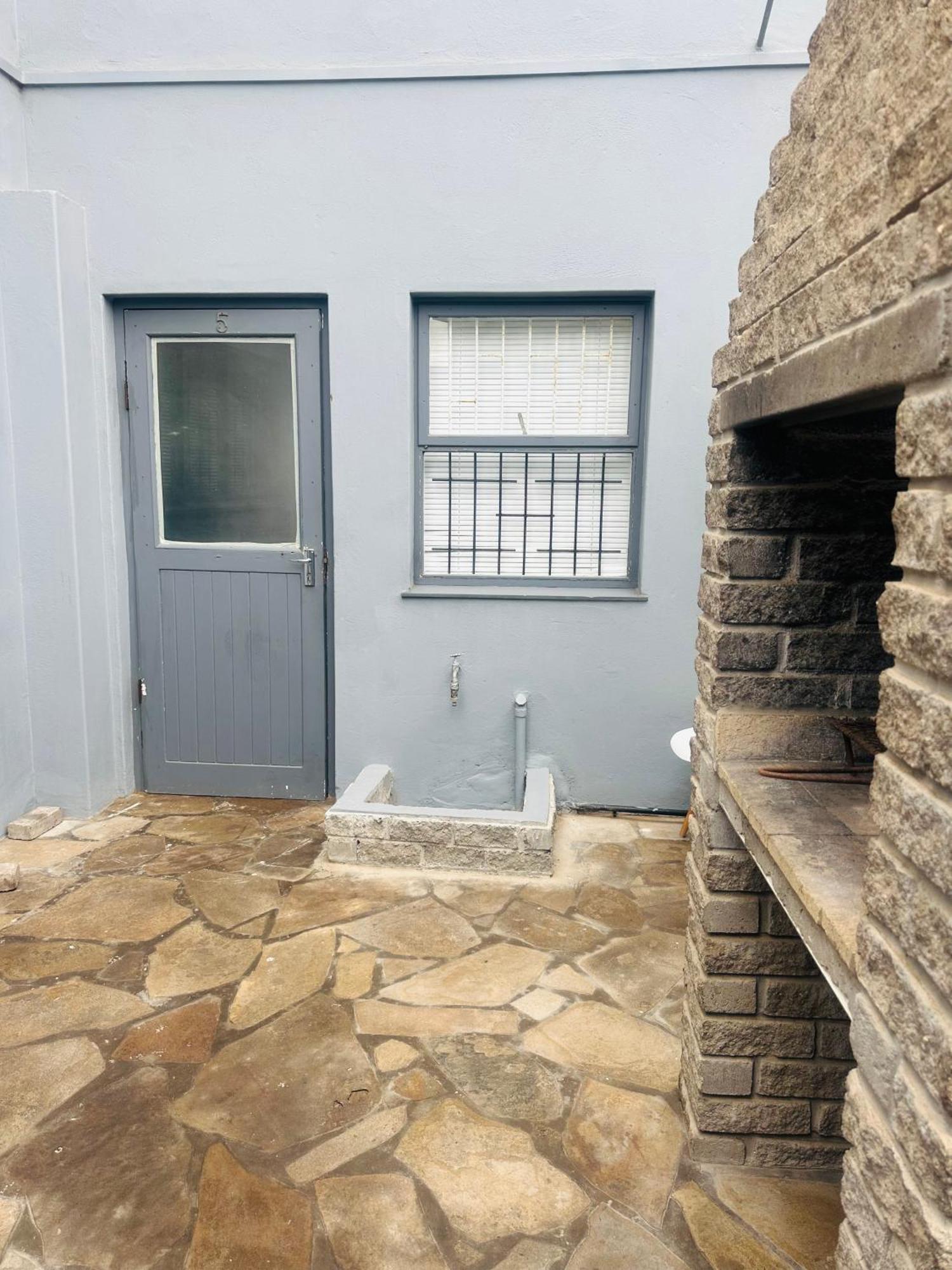 Coastwave Guest House Walvisbaai Buitenkant foto
