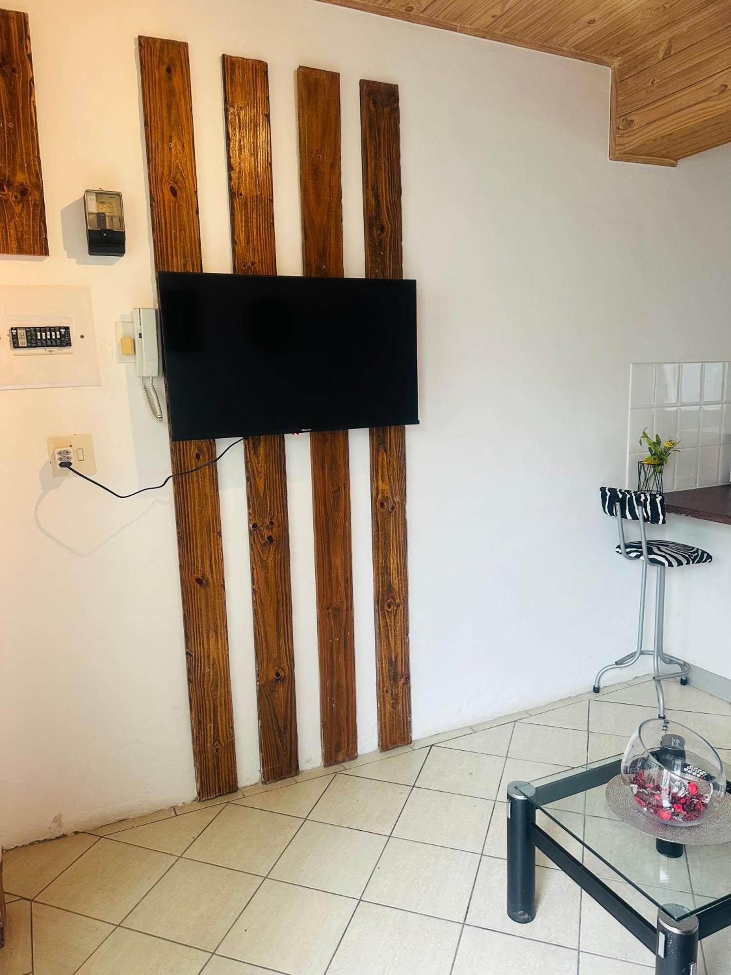 Coastwave Guest House Walvisbaai Buitenkant foto